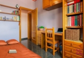 Chalet independiente con terreno en venta en la España, Sariñena, ref: TR311270 foto