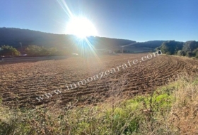 Lezáun 14812&nbsp;m²