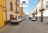 Xalet independent amb terreny en venda a la España, la Bisbal d'Empordà, ref.: TR330943 foto