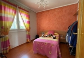 Отдельно стоящий дом с участком на продажу в городе Camponaraya Фото