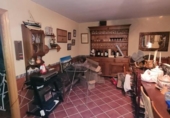 Отдельно стоящий дом с участком на продажу в городе Morales del Vino Фото