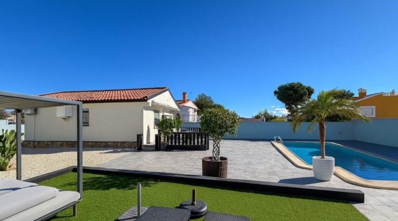 Alicante - Пилар-де-ла-Орадада - 900m2