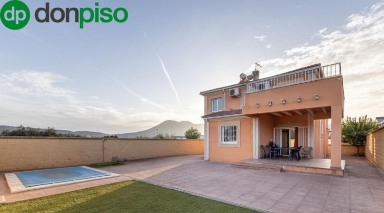 Granada - Atarfe - 403m2