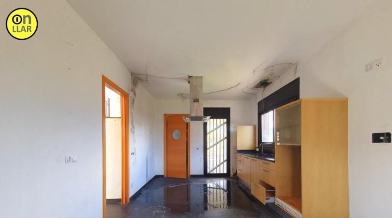 Barcelona - Сант Пере де Виламайор - 1058m2