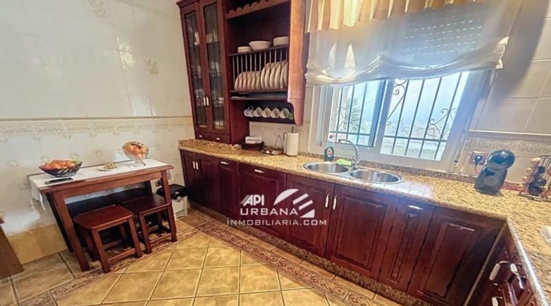 Córdoba - Lucena - 1600m2