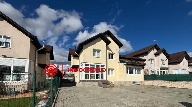 Burgos - Ibeas de Juarros - 511m2