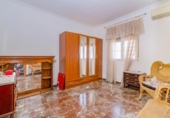 Chalet independiente con terreno en venta en la España, Ogíjares, ref: TR262029 foto