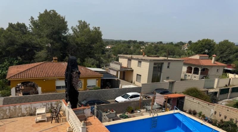 Valencia - Villamarchante - 894m2