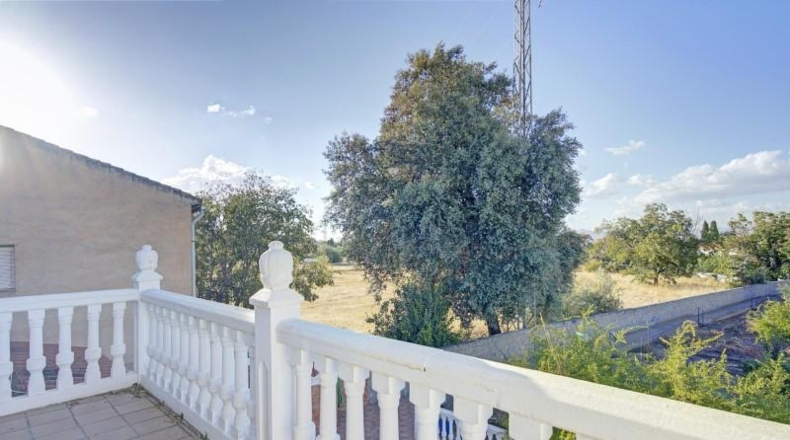 Гранада - Ogíjares - 672m2