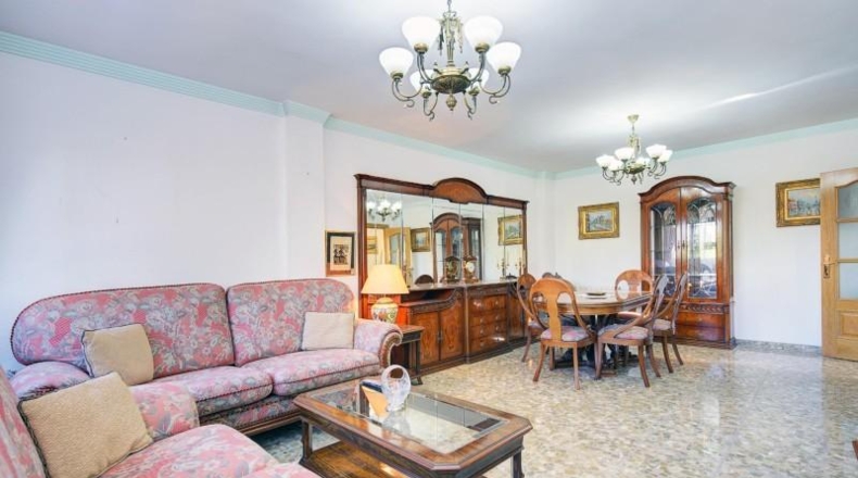 Гранада - Ogíjares - 672m2
