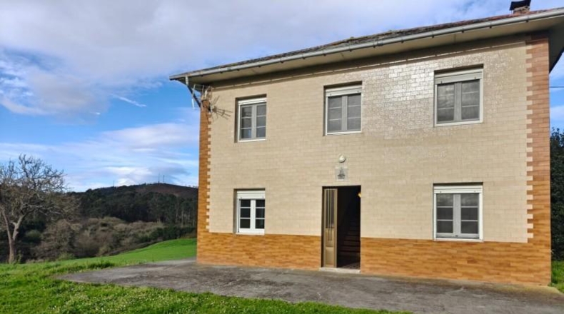Asturias - Luarca - 22000m2