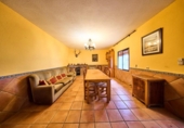 Chalet independiente con terreno en venta en la España, La Zubia, ref: TR348612 foto