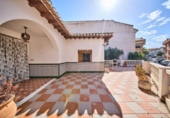 Chalet independiente con terreno en venta en la España, La Zubia, ref: TR348612 foto