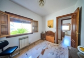 Chalet independiente con terreno en venta en la España, La Zubia, ref: TR348612 foto