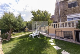 Yesa 321&nbsp;m² 