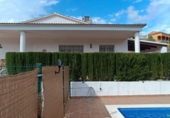 Chalet independiente con terreno en venta en la España, Olivella, ref: TR243851 foto