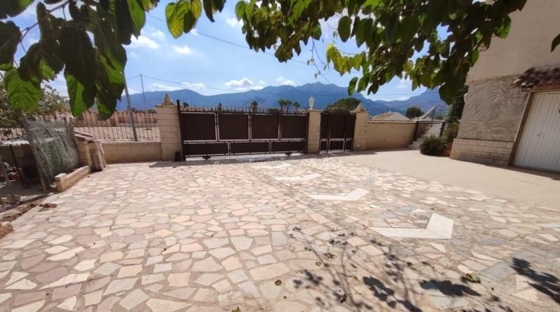 Alicante - Orihuela - 2000m2