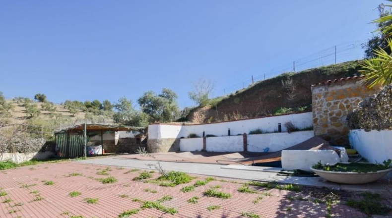 Granada - Granada - 31700m2