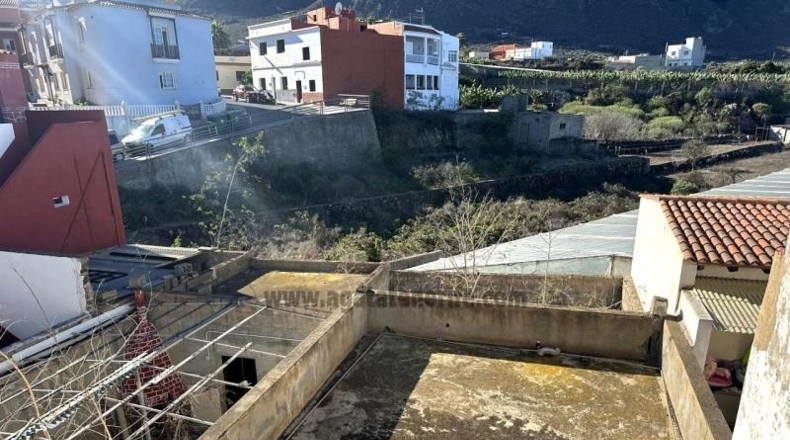 Santa Cruz de Tenerife - Buenavista del Norte - 2748m2