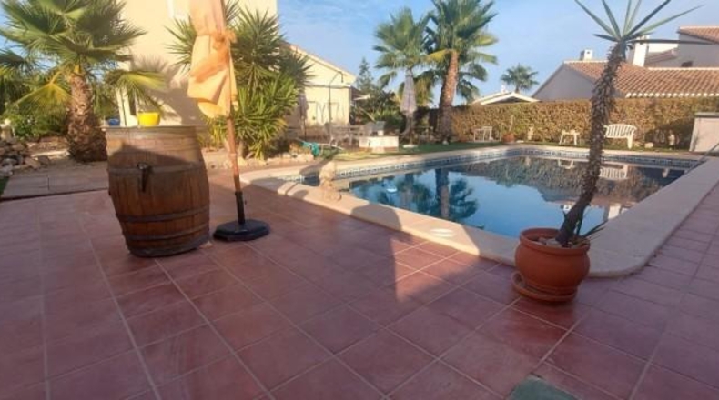 Murcia - Fuente Álamo de Murcia - 700m2