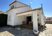 Chalet independiente con terreno en venta en la España, Roses, ref: TR323038 foto