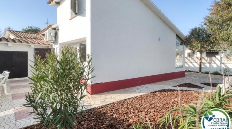 Gerona - Empuriabrava - 200m2