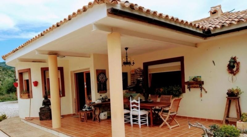 Alicante - Relleu - 1700m2