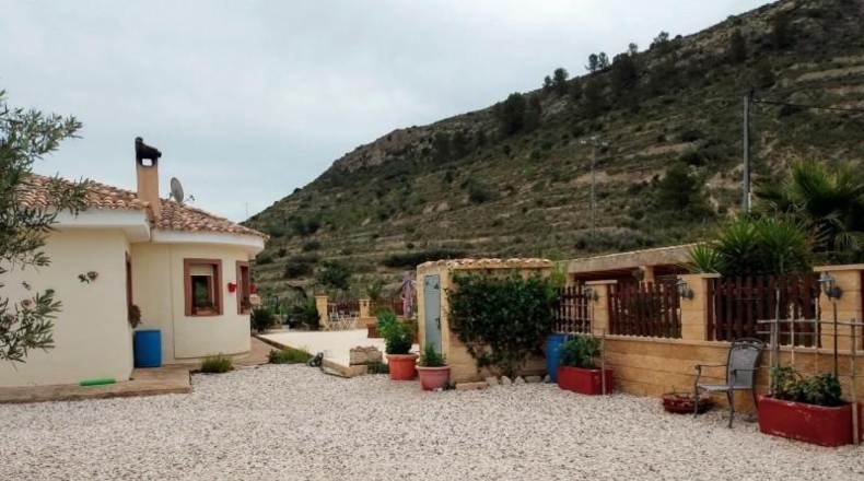 Alicante - Relleu - 1700m2