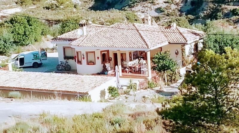 Alicante - Relleu - 1700m2