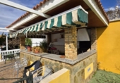 Chalet independiente con terreno en venta en la España, Jaén, ref: TR381375 foto