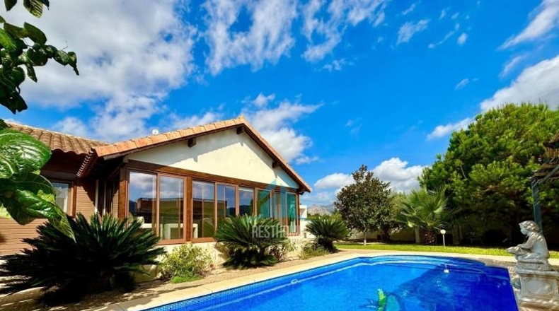 Valencia - Palma de Gandia - 890m2