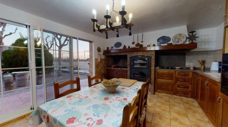 Alicante - Кревильенте - 2150m2