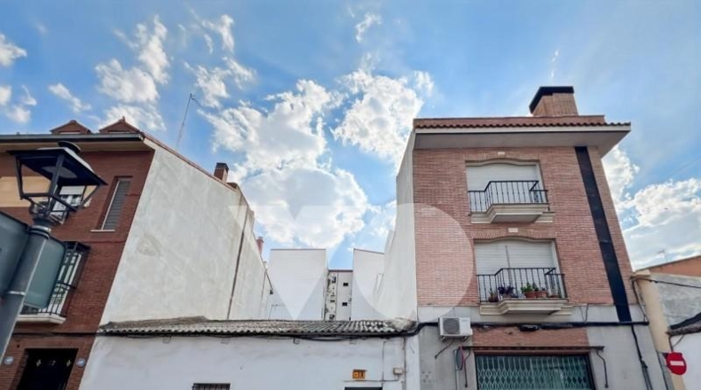 Мадрид - Torrejón de Ardoz - 252m2