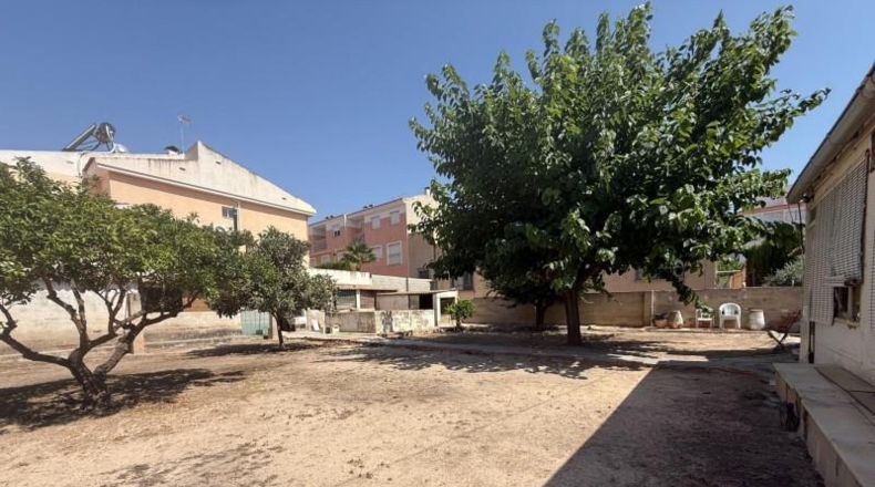 Alicante - Monóvar - 822m2