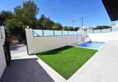 Chalet independiente con terreno en venta en la España, Orihuela, ref: TR140918 foto