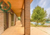 Chalet independiente con terreno en venta en la España, Pedrezuela, ref: TR144960 foto