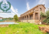 Chalet independiente con terreno en venta en la España, Pedrezuela, ref: TR144960 foto