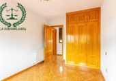 Chalet independiente con terreno en venta en la España, Pedrezuela, ref: TR144960 foto