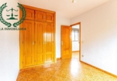 Chalet independiente con terreno en venta en la España, Pedrezuela, ref: TR144960 foto