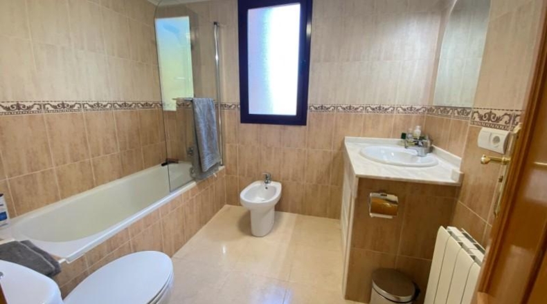 Alicante - La Nucía - 300m2