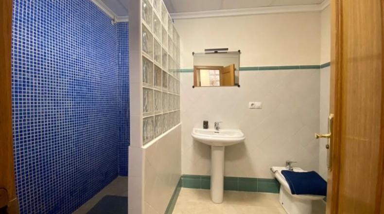 Alicante - La Nucía - 300m2