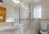 Chalet independiente con terreno en venta en la España, Orihuela, ref: TR375130 foto