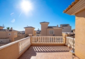 Chalet independiente con terreno en venta en la España, Orihuela, ref: TR375130 foto