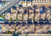 Chalet independiente con terreno en venta en la España, Orihuela, ref: TR375130 foto