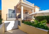 Chalet independiente con terreno en venta en la España, Orihuela, ref: TR375130 foto