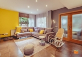 Chalet independiente con terreno en venta en la España, Santa Bàrbara, ref: TR362891 foto