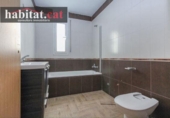 Отдельно стоящий дом с участком на продажу в городе Olivella Фото