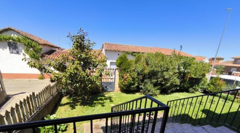 León - Villaturiel - 1000m2
