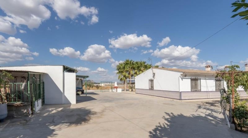 Granada - Santa Fe - 6929m2