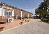 Xalet independent amb terreny en venda a la España, Elx, ref.: TR133339 foto